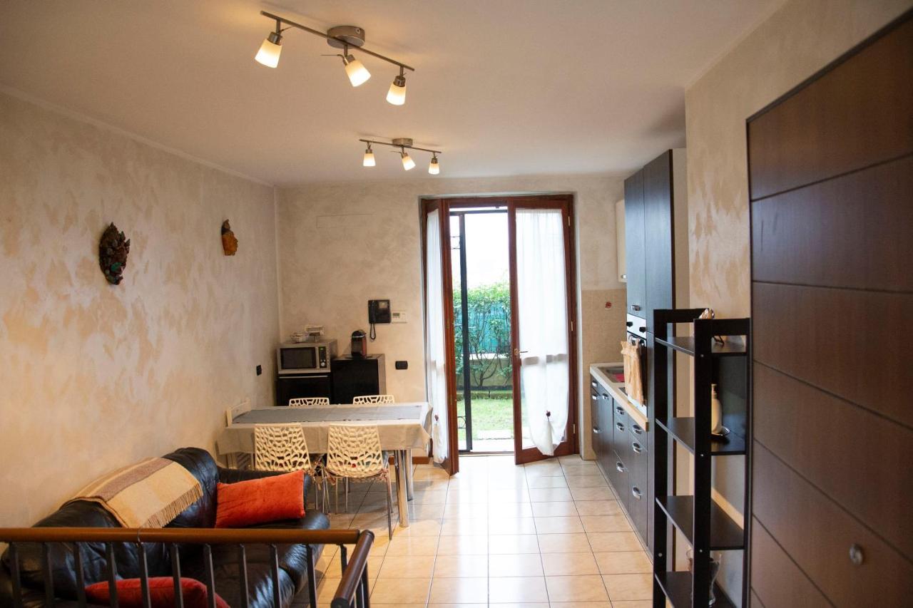 Appartement Un'Oasi Di Pace à Agrate Brianza Extérieur photo
